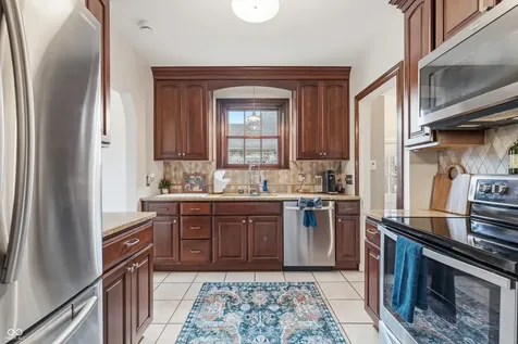 5454 N Illinois Street Indianapolis IN 46208