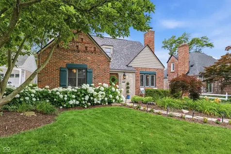 5454 N Illinois Street Indianapolis IN 46208