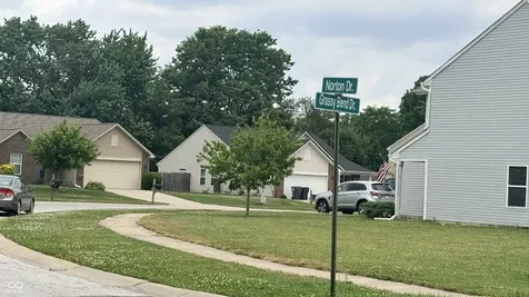 1324 Norton Greenwood IN 46143