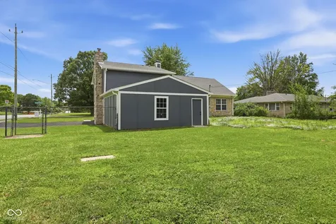 5060 Staughton Drive Indianapolis IN 46226