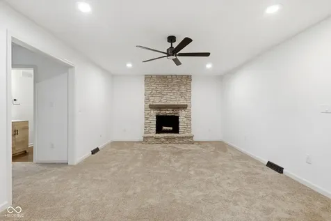 5060 Staughton Drive Indianapolis IN 46226