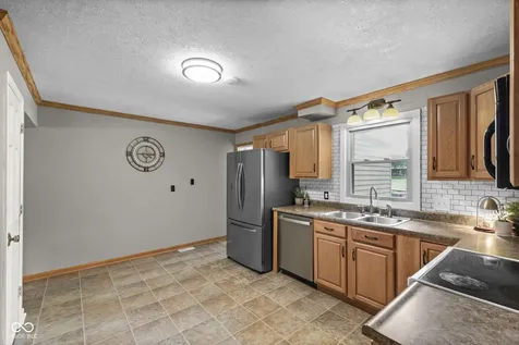 356 N County Road 300 E Danville IN 46122