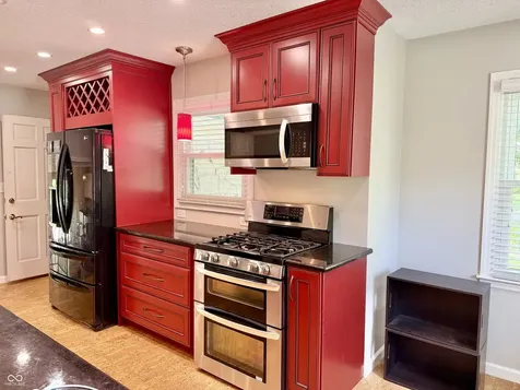 8950 Sourwood Court Indianapolis IN 46260