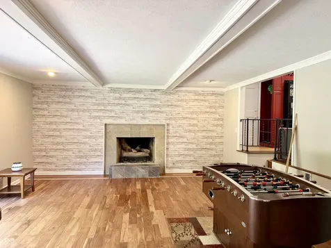 8950 Sourwood Court Indianapolis IN 46260