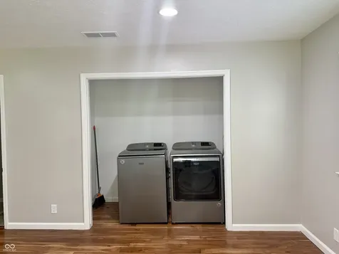 8950 Sourwood Court Indianapolis IN 46260