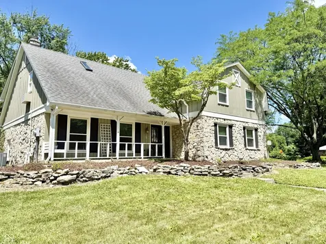 8950 Sourwood Court Indianapolis IN 46260