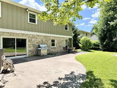 8950 Sourwood Court Indianapolis IN 46260