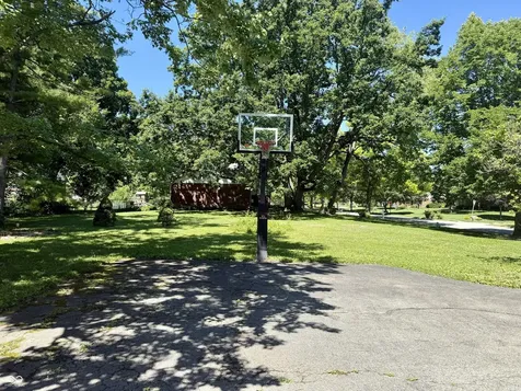 8950 Sourwood Court Indianapolis IN 46260