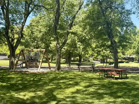 8950 Sourwood Court Indianapolis IN 46260