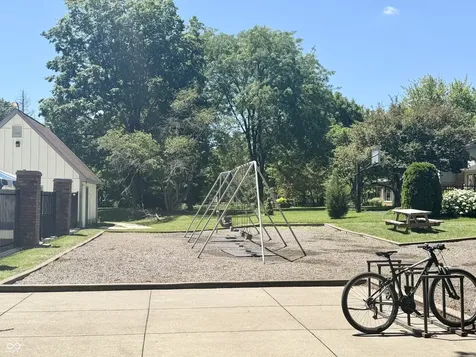 8950 Sourwood Court Indianapolis IN 46260