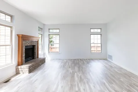 6336 Fountain Springs Boulevard Indianapolis IN 46236