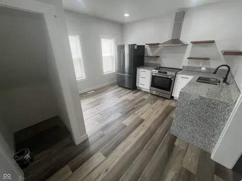 11 Iowa Street Indianapolis IN 46225