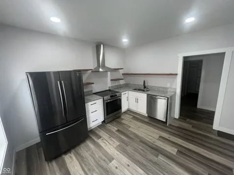 11 Iowa Street Indianapolis IN 46225