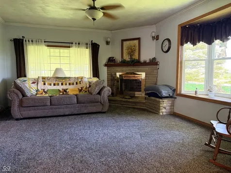 10141 W 900 N Colfax IN 46035