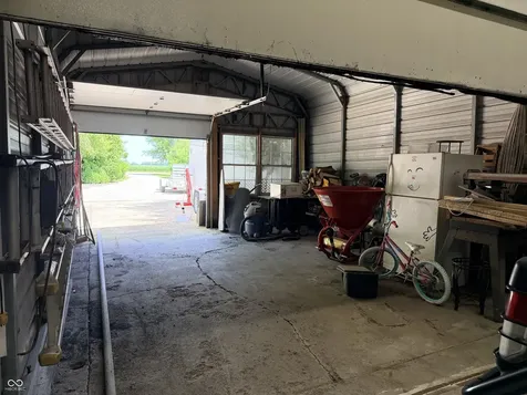 10141 W 900 N Colfax IN 46035