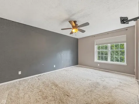 9328 Homeside Drive Indianapolis IN 46250