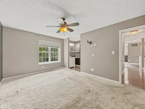 9328 Homeside Drive Indianapolis IN 46250
