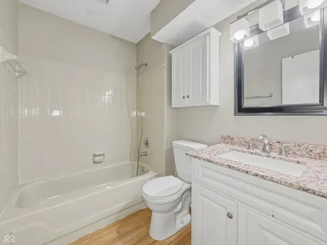 9328 Homeside Drive Indianapolis IN 46250