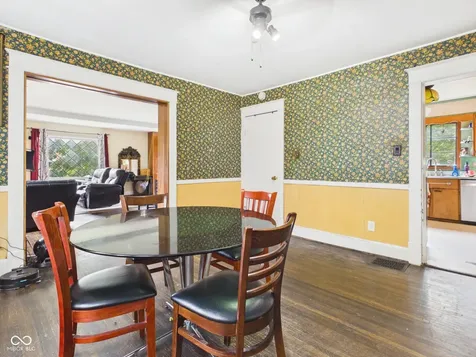 829 N Lesley Avenue Indianapolis IN 46219
