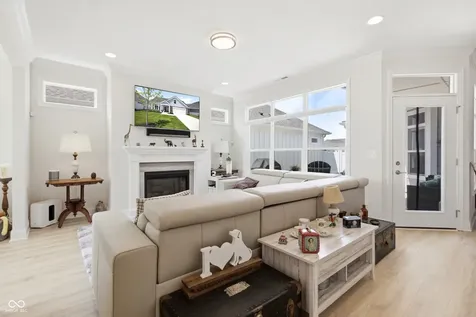 14892 Higgins Drive Westfield IN 46074