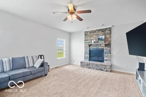761 Reunion Lane Greenwood IN 46143