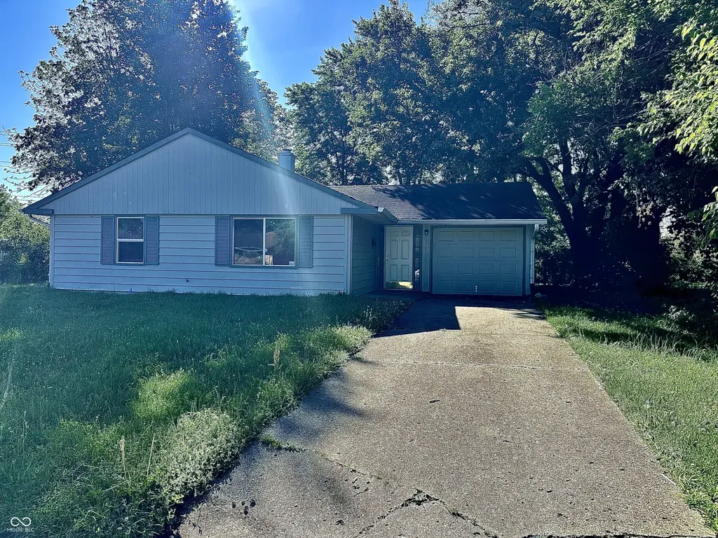 3921 Malibu Drive Indianapolis IN 46226