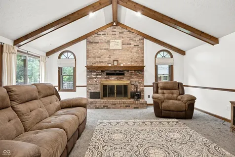 10332 Vandergriff Road Indianapolis IN 46239