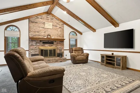 10332 Vandergriff Road Indianapolis IN 46239