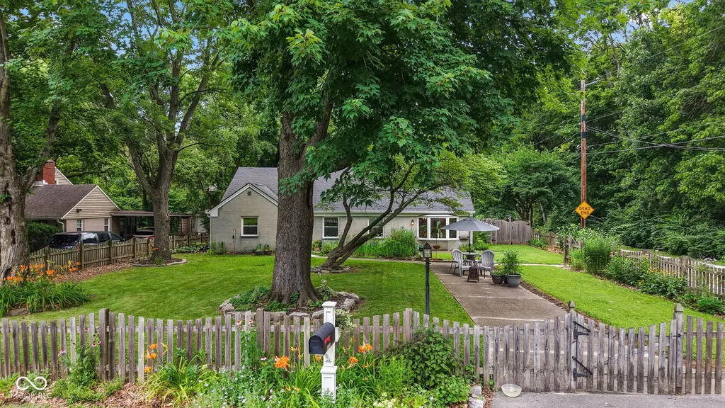 3770 E 55th Street Indianapolis IN 46220