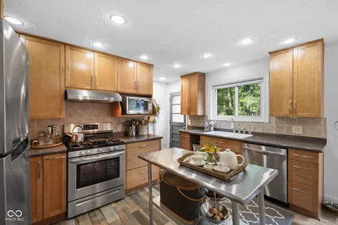 3770 E 55th Street Indianapolis IN 46220