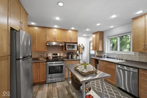 3770 E 55th Street Indianapolis IN 46220