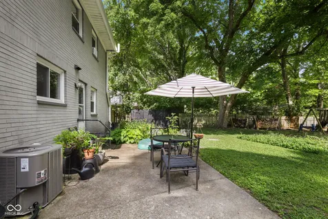 3770 E 55th Street Indianapolis IN 46220