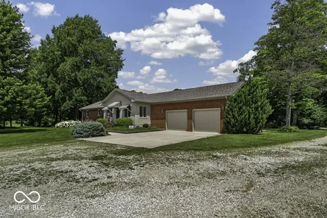 3562 E 600 N Whiteland IN 46184