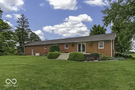 3562 E 600 N Whiteland IN 46184