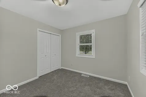 3562 E 600 N Whiteland IN 46184