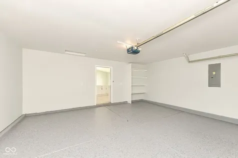 652 Meadows Edge Lane Indianapolis IN 46217