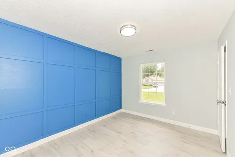 652 Meadows Edge Lane Indianapolis IN 46217