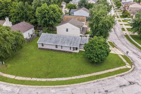 652 Meadows Edge Lane Indianapolis IN 46217