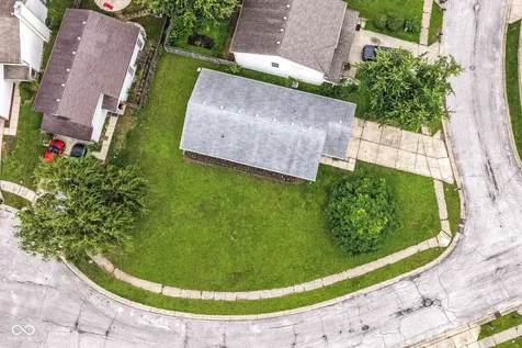 652 Meadows Edge Lane Indianapolis IN 46217