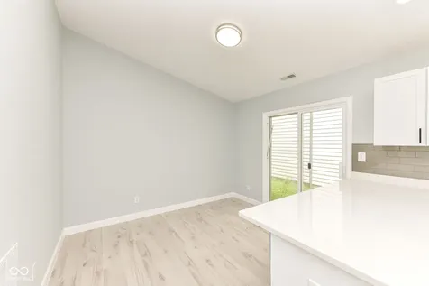 652 Meadows Edge Lane Indianapolis IN 46217