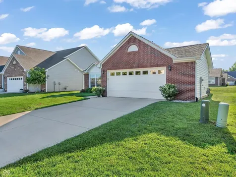 4743 Maroon Drive Plainfield IN 46168