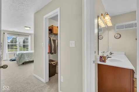 4743 Maroon Drive Plainfield IN 46168