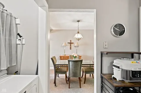 8968 Sunglow Court Indianapolis IN 46231