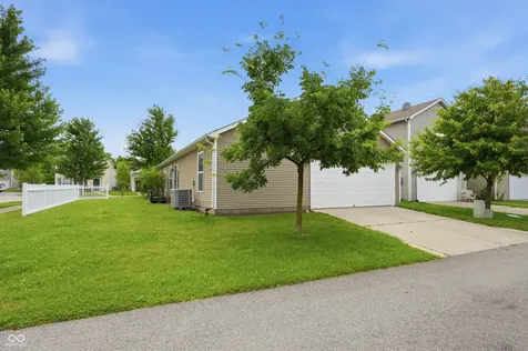 12254 Maize Drive Noblesville IN 46060