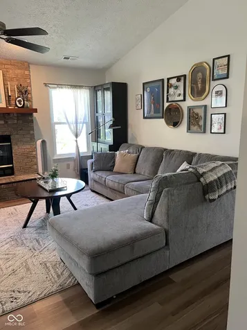 4331 Tarragon Drive Indianapolis IN 46237
