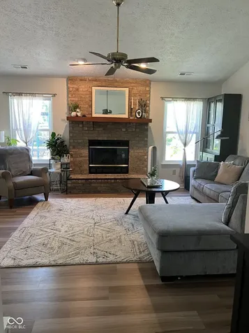 4331 Tarragon Drive Indianapolis IN 46237