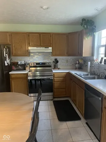 4331 Tarragon Drive Indianapolis IN 46237