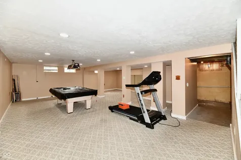 6721 Live Oak Road Indianapolis IN 46214