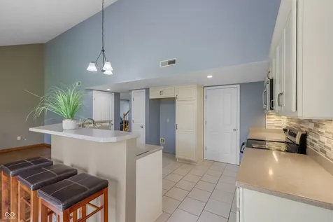 5116 Brookstone Court Indianapolis IN 46268