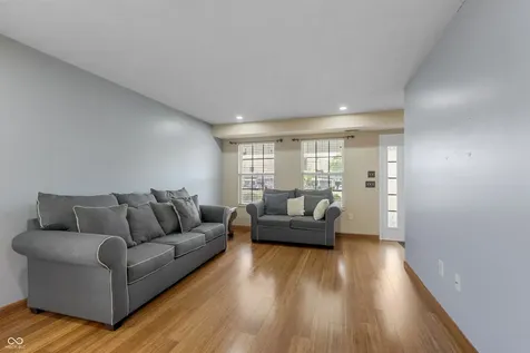 5116 Brookstone Court Indianapolis IN 46268